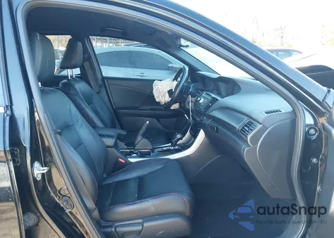 2017 Honda Accord Sport Se z USA, uszkodzony, nr VIN 1HGCR2F13HA074017